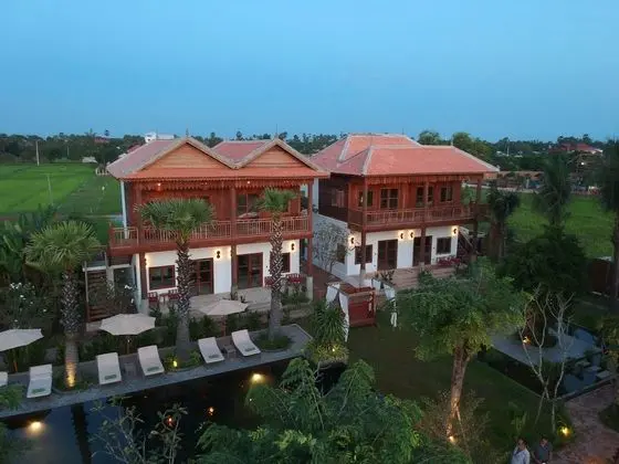 Two-Bedroom Villa - Free Pickup
