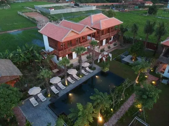 Two-Bedroom Villa - Free Pickup