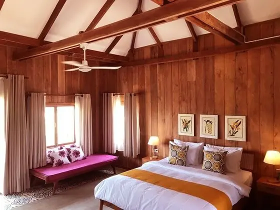 Two-Bedroom Villa - Free Pickup