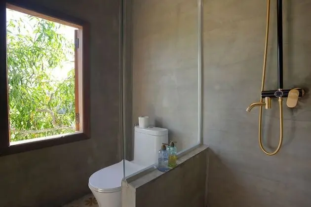 Two-Bedroom Villa - Free Pickup
