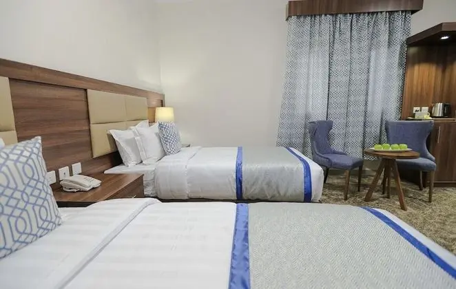 Üç Kişilik Oda