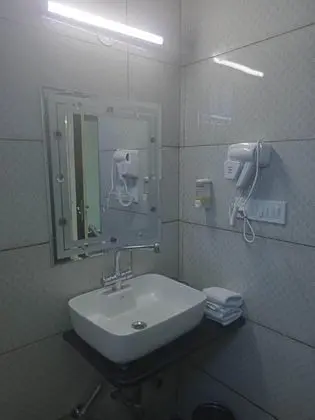 Luxury Oda