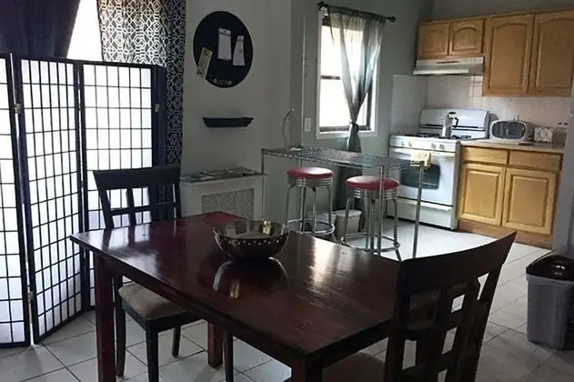 Marvelous Marble Hill Private