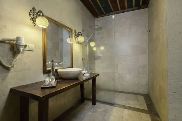 101 Deluxe Room