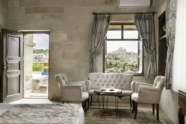 103 Deluxe Room