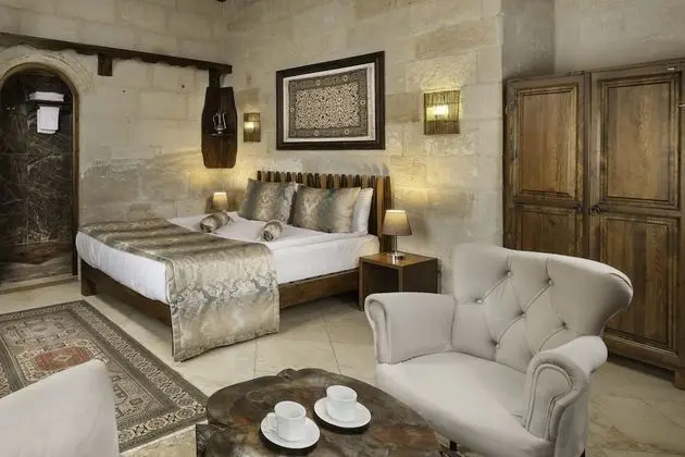 103 Deluxe Room
