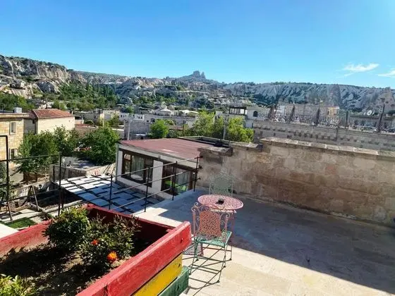 https://images.odamax.com/img/1024x768/odamax/image/upload/Doors_Of_Cappadocia_202509101420195_image00028.jpeg