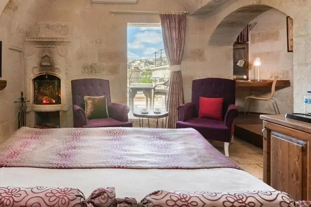 https://images.odamax.com/img/1024x768/odamax/image/upload/Doors_Of_Cappadocia_202509101434130_5.jpg