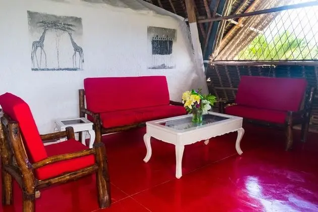Family Villa (Dora)