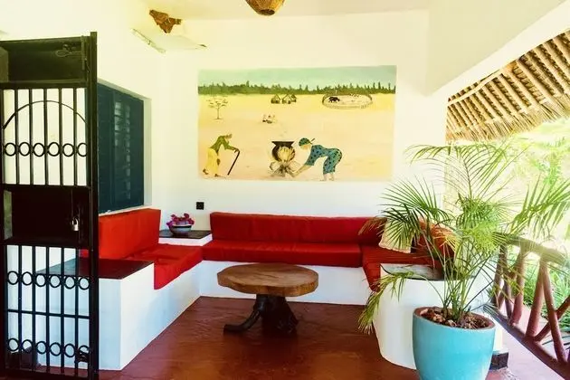 Family Villa (Dora)