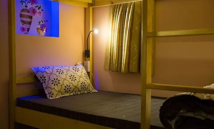 Ortak Ranzalı Oda, Karma Ranzalı Oda (Bed in 6-bed)