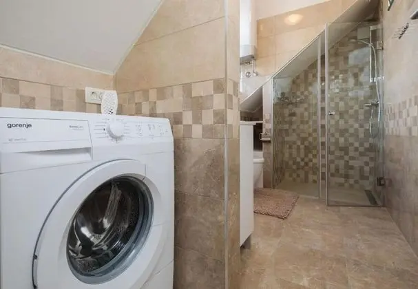 Apart Daire (Dora - with nice courtyard - A1(4))