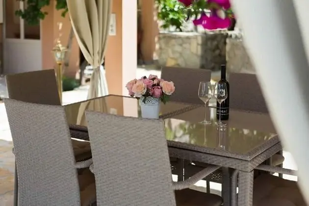 Stüdyo (Dora - with nice courtyard - SA2(3))