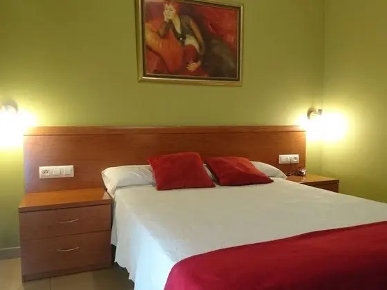 Tek Büyük veya İki Ayrı Yataklı Oda