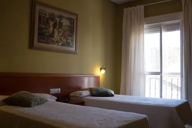 Tek Büyük veya İki Ayrı Yataklı Oda