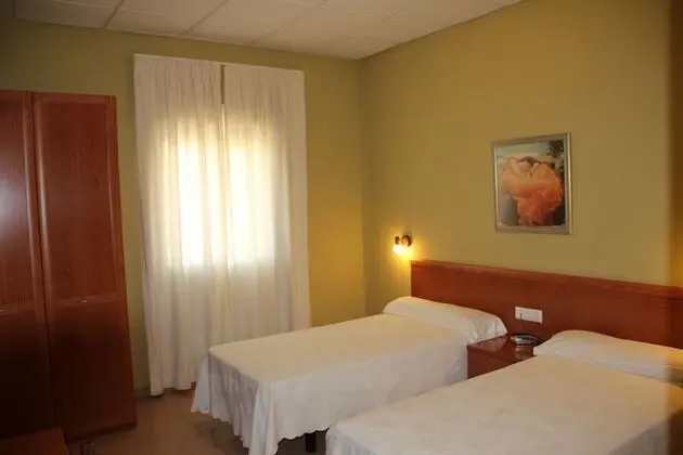 Tek Büyük veya İki Ayrı Yataklı Oda