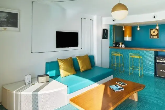 Süit, Deniz Manzaralı (2 pax)