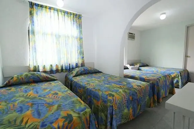 Habitación cuádruple "Tulipanes"