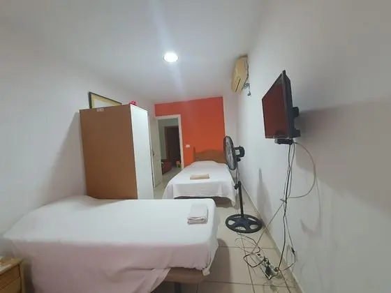 City İki Ayrı Yataklı Oda, Ortak Banyo (4)