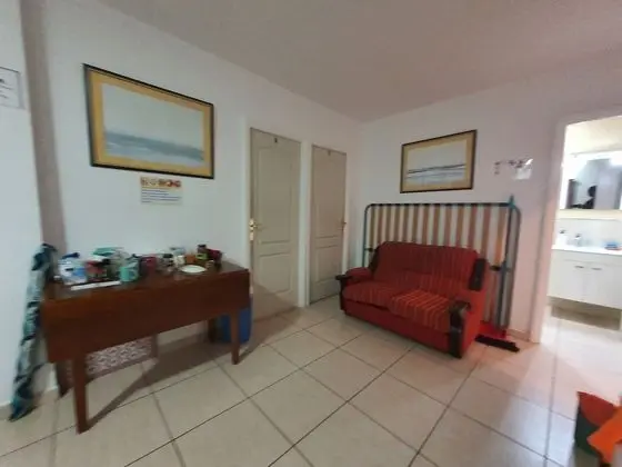 City Oda, Ortak Banyo (1)