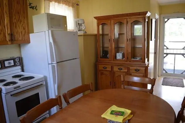 Kır Evi, 2 Yatak Odası, Mutfak, Havuz Manzaralı (8)