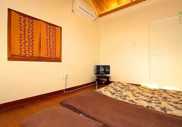 Traditional Oda (Ondol Room)
