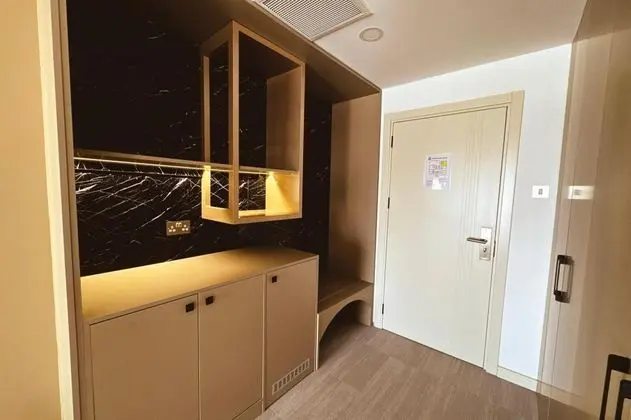 Suite, Deniz veya Kara Manzaralı, Fransız Balkonlu