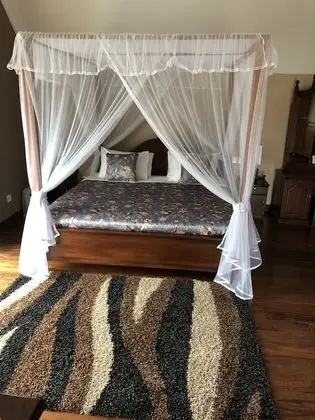Sıra Ev
