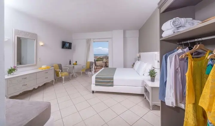 Standard Tek Büyük veya İki Ayrı Yataklı Oda, Deniz Manzaralı