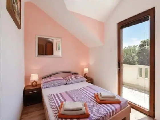 Villa (Holiday House With Swimming Pool)