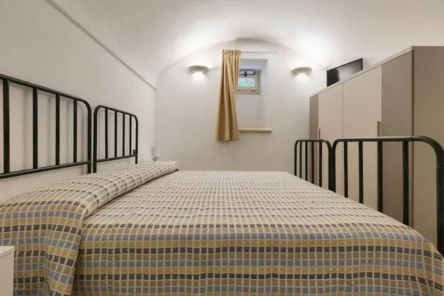 Villa, 6 Yatak Odası (1165)