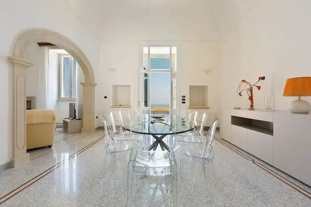 Villa, 6 Yatak Odası (1165)