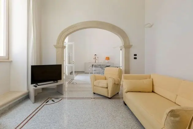 Villa, 6 Yatak Odası (1165)