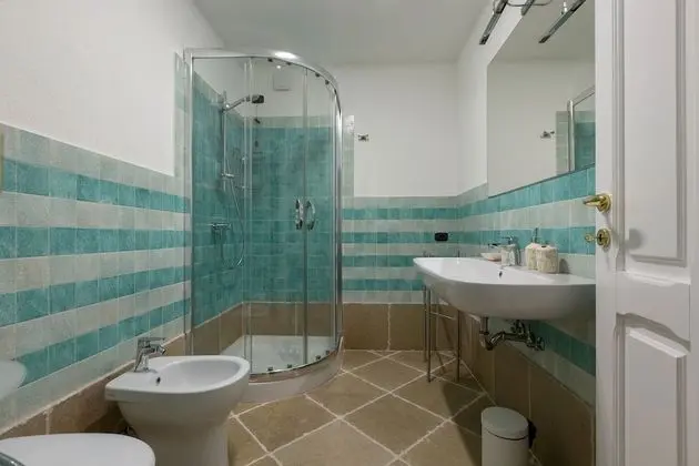 Villa, 6 Yatak Odası (1165)