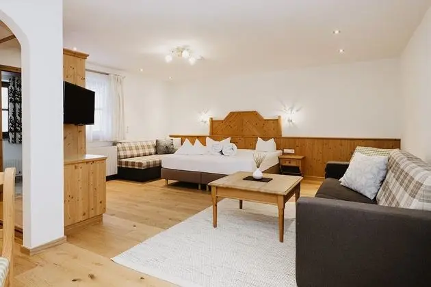 Üç Kişilik Oda, Balkon, Dağ Manzaralı (Alpensuite)