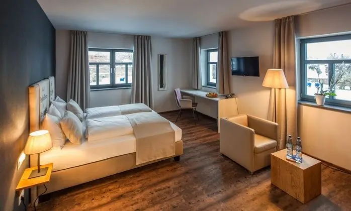 Deluxe Tek Büyük Yataklı Oda