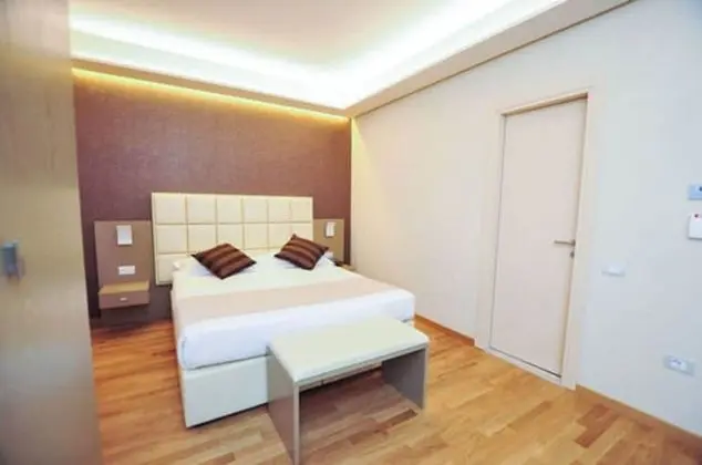 Tek Büyük Yataklı Oda, Balkon