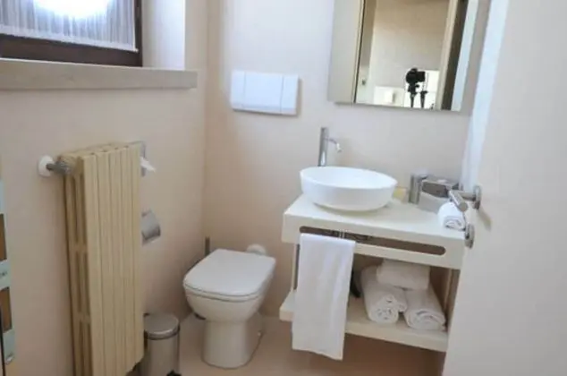 Tek Büyük Yataklı Oda, Balkon