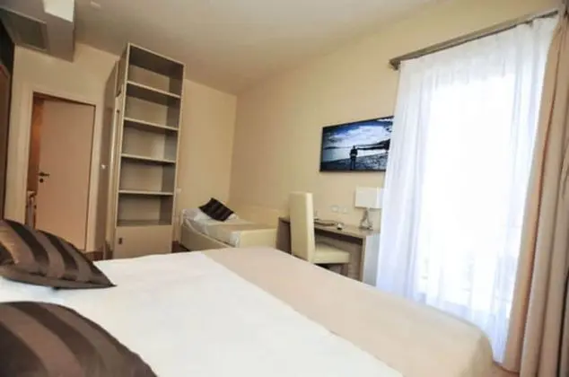Üç Kişilik Oda, Balkon