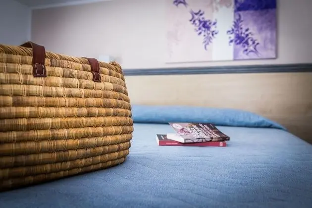 Classic Tek Büyük Yataklı Oda