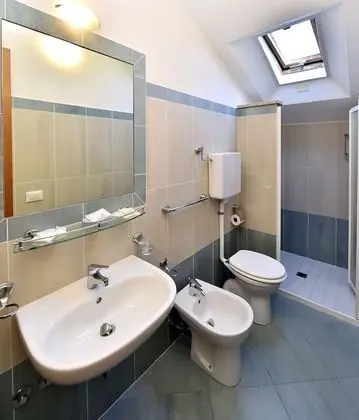 Classic Tek Büyük Yataklı Oda