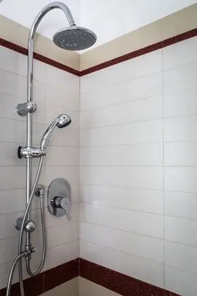 Classic Tek Büyük Yataklı Oda