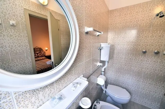 Economy Tek Büyük Yataklı Oda