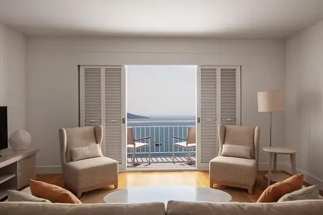 Executive Suite Oda