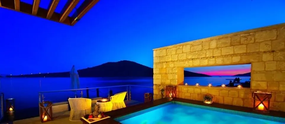 Jakuzili Deluxe Oda Deniz Manzaralı