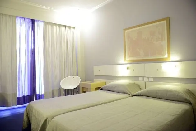 Comfort Oda, 3 Tek Kişilik Yatak, Sigara İçilmez, Buzdolabı