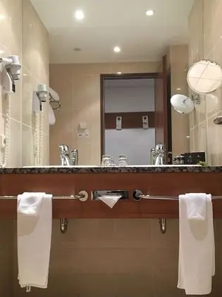 Standard Tek Büyük Yataklı Oda (zur Hotel-Lobby hin)