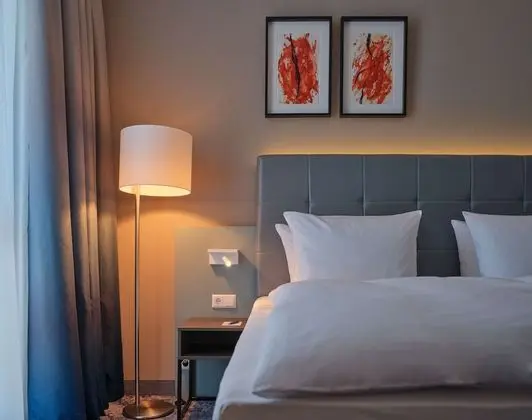 Comfort Tek Büyük Yataklı Oda