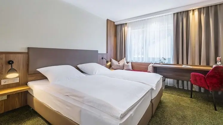 Superior Tek Büyük Yataklı Oda