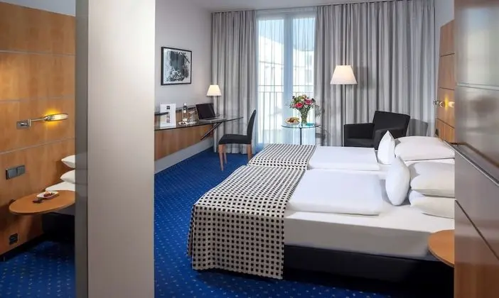 Comfort Tek Büyük Yataklı Oda